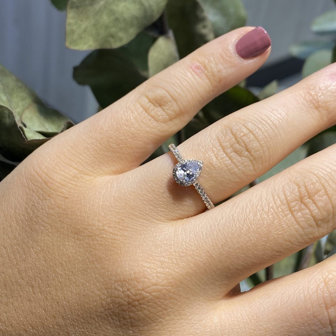 Klassik Pear Ring